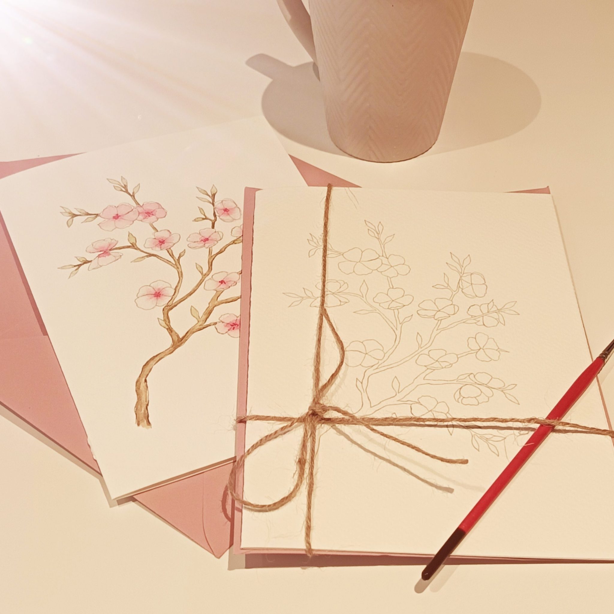 Carte à peindre Fleur de Cerisier, un cadeau créatif à réaliser soi-même, parfait pour se détendre, pratiquer l’aquarelle et partager un moment artistique